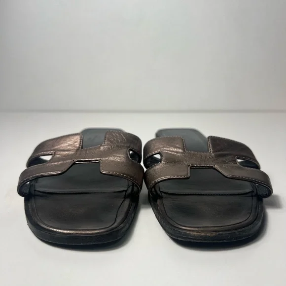Hermes Oran Dore Vieilli Silver Gray Metallic Leather H Slide Sandals Slippers